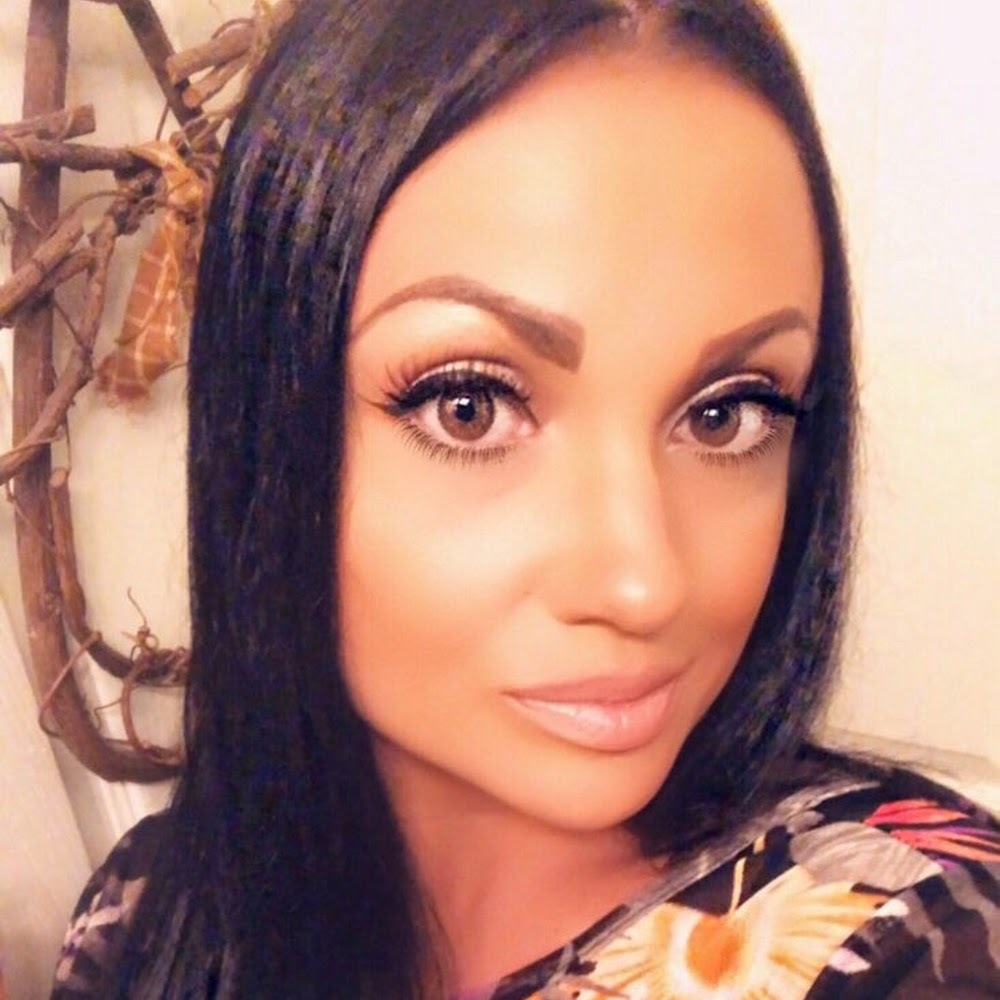 Meet your Posher, Candace